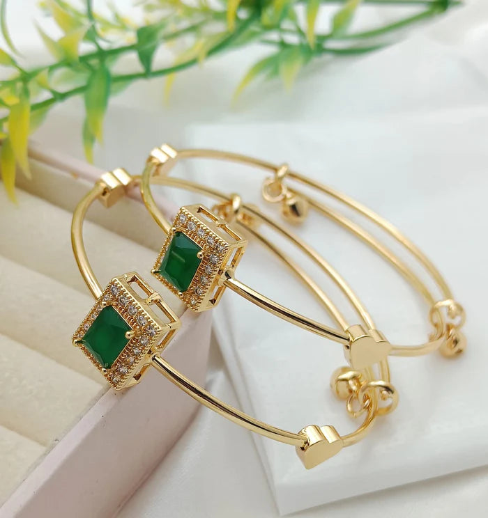 Gold-Plated Emerald Green Square Charm Bangle Set (2 PCs)